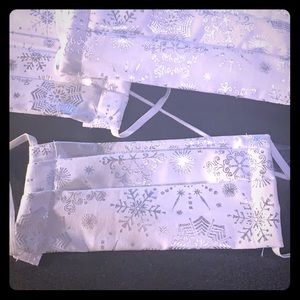Bundle price 3/$10 Face Mask - w/metal nos…